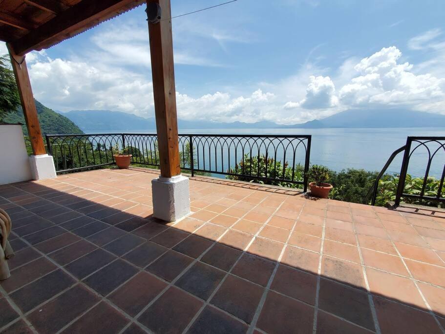 Casa Laguna: View In The World Villa Santa Cruz La Laguna