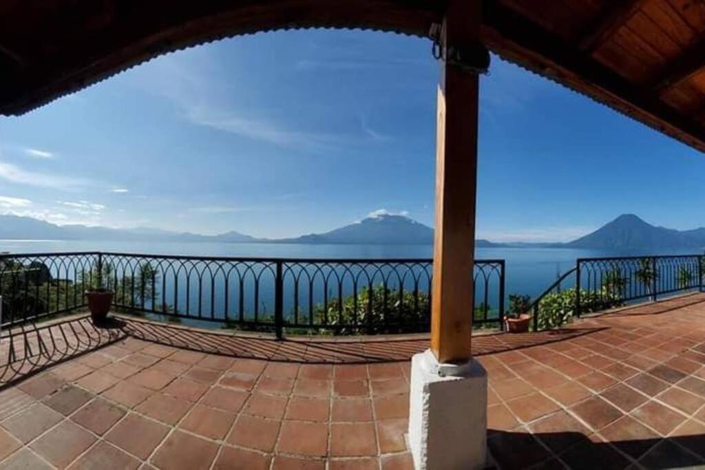 Casa Laguna: View In The World * Santa Cruz La Laguna