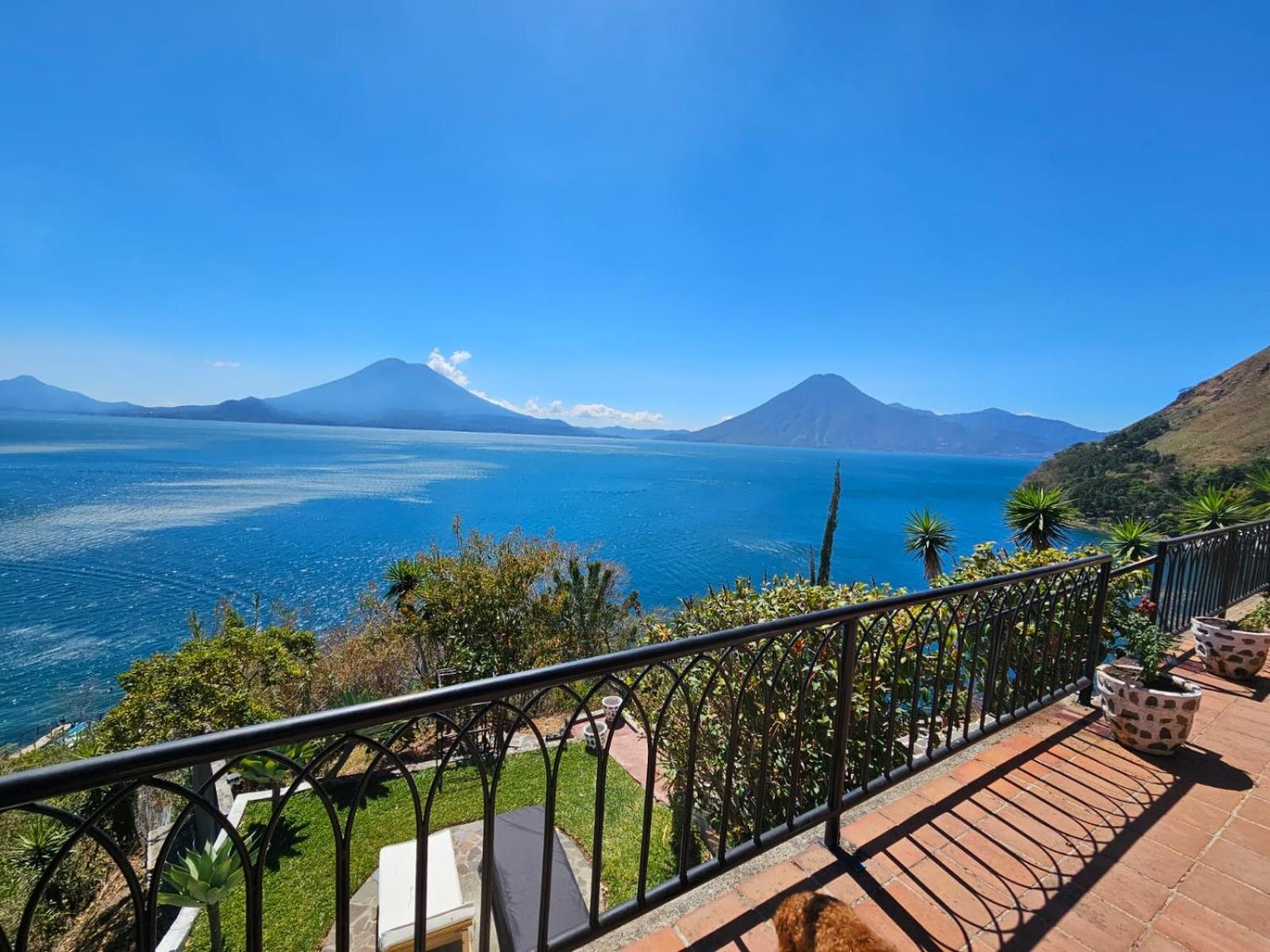 Casa Laguna: View In The World Villa *