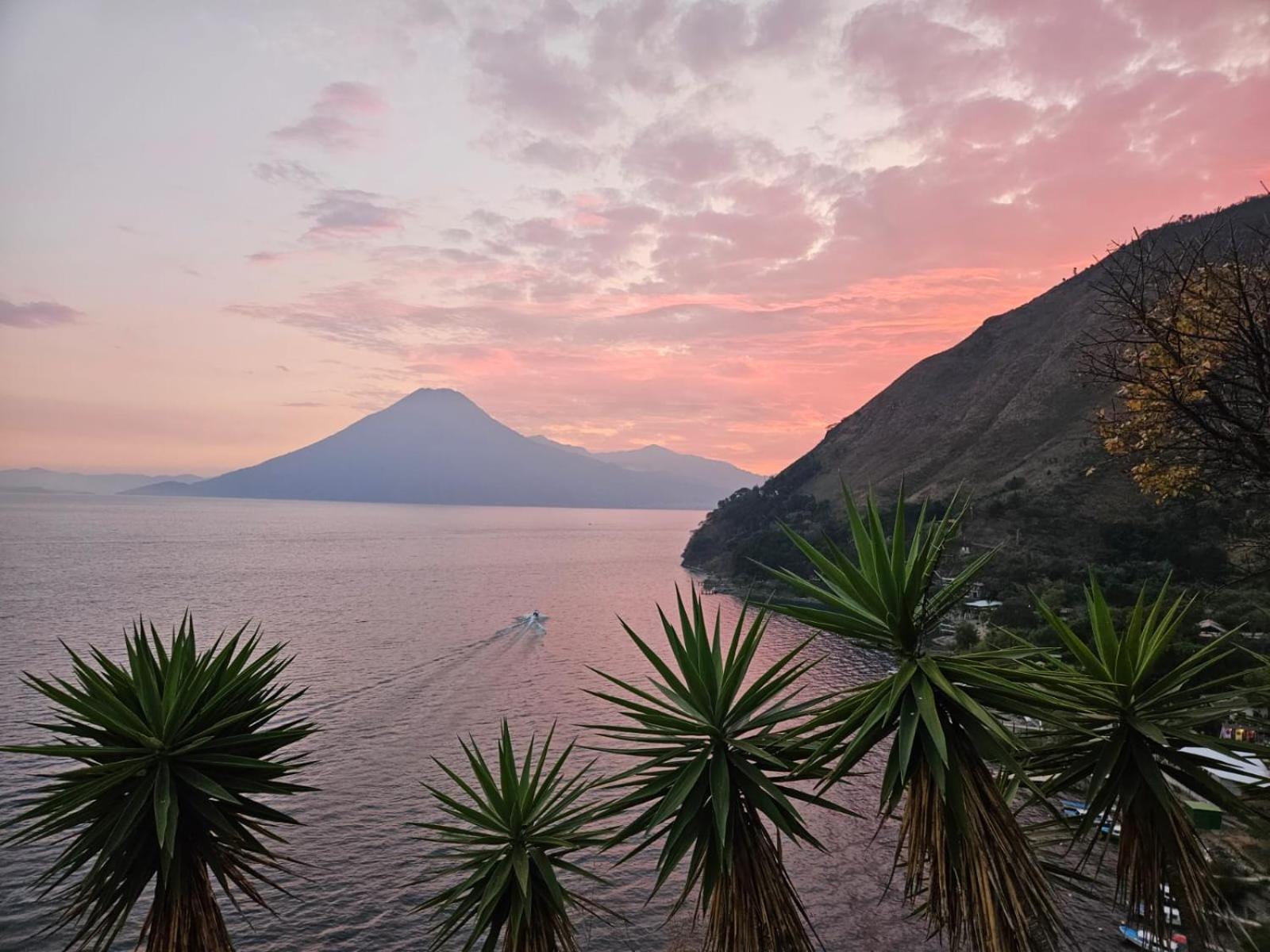 Villa Casa Laguna: View In The World *