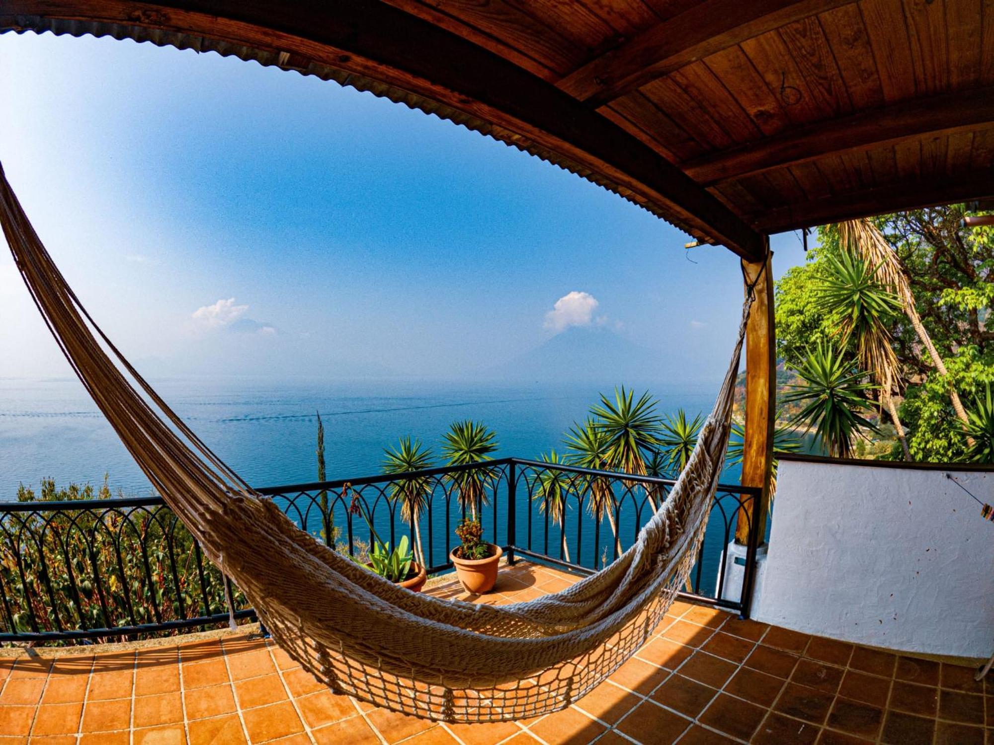 Villa Casa Laguna: View In The World Santa Cruz La Laguna