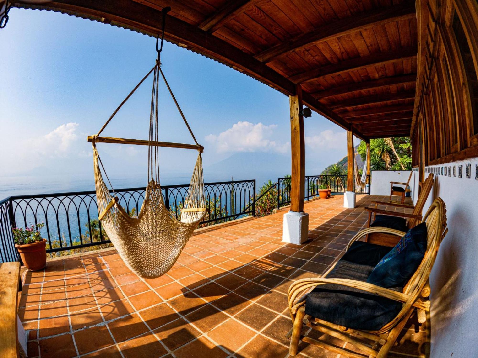 Casa Laguna: View In The World Villa